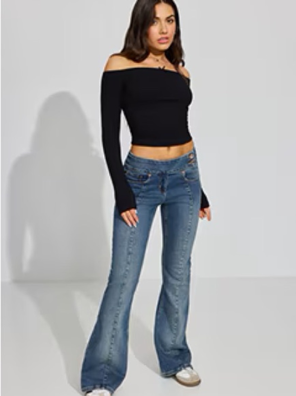 Garage Women's Blue Low-Rise Flared Jeans